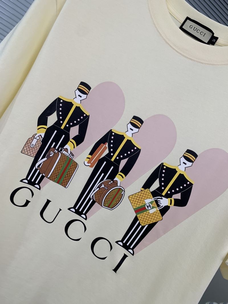 Gucci T-Shirts